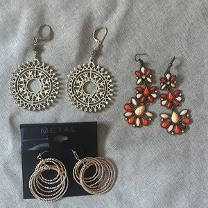 Women’s costume earrings